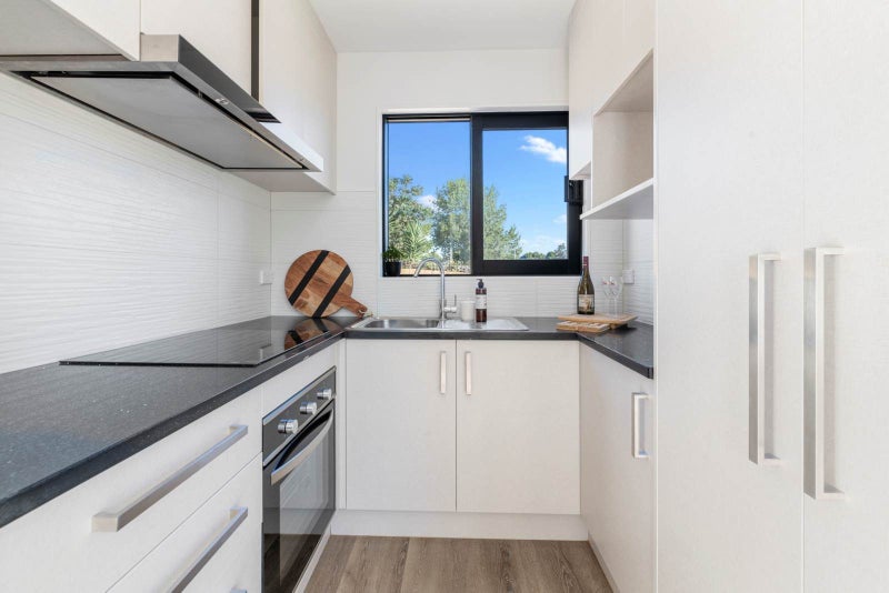 1E Ainsdale Place, Manurewa, Auckland - Carousel 1