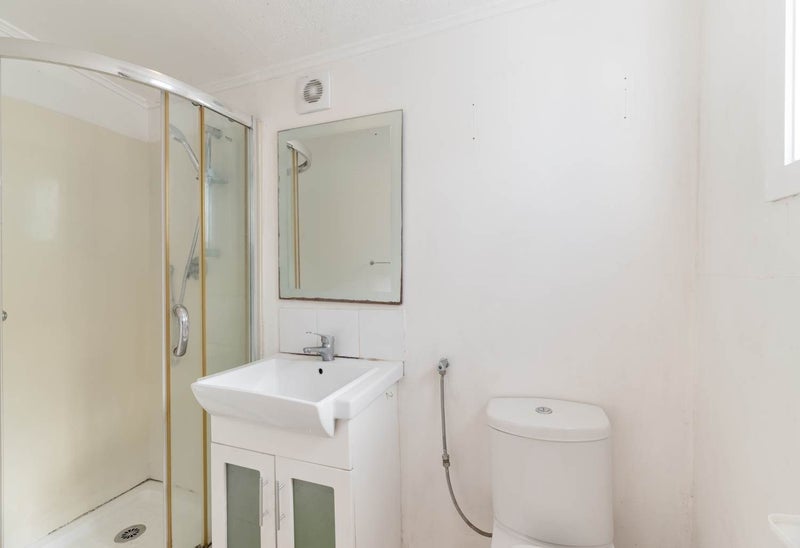 57 Forrest Hill Road, Milford, Auckland - Carousel 7