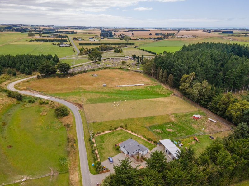 41 Park Road, Waimate, Waimate - Carousel 1