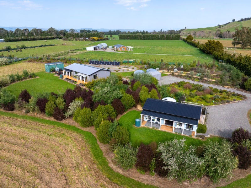 460 Haringa Road, Carrington, Carterton - Carousel 1