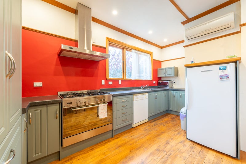 9 Gordon Street, Kurow - Carousel 2