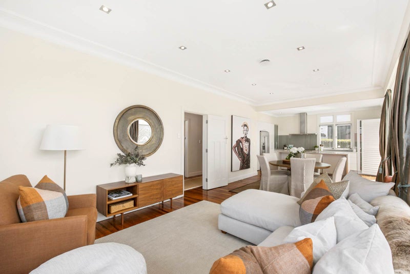 42A Tawera Road, Greenlane, Auckland - Carousel 1