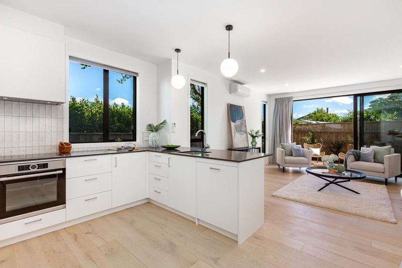 10/323 Riverside Drive, Waterloo, Lower Hutt - Carousel 1