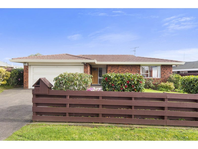 Property Valuation for 20 Cromdale Avenue, Highland Park, Auckland