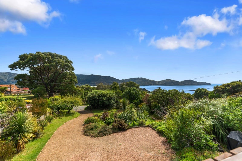 7 Te Ra Crescent, Diamond Harbour, Diamond Harbour - Carousel 1