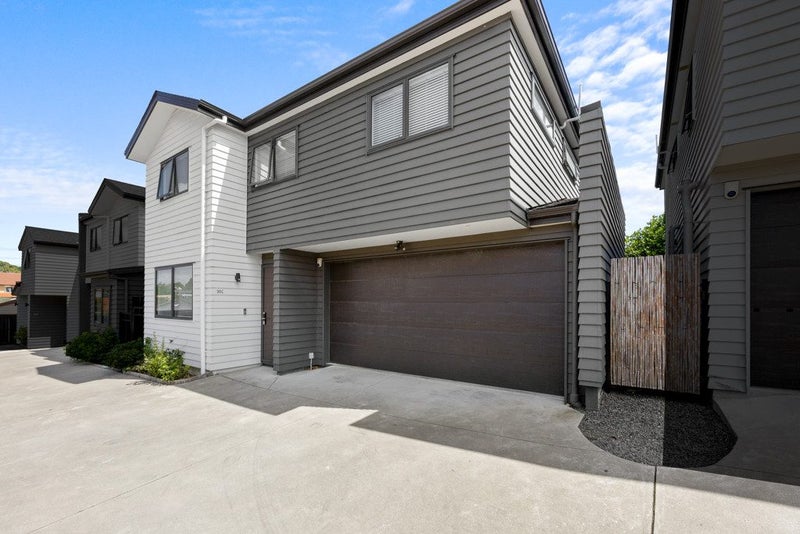 35C Vincent Street, Howick, Auckland - Carousel 1