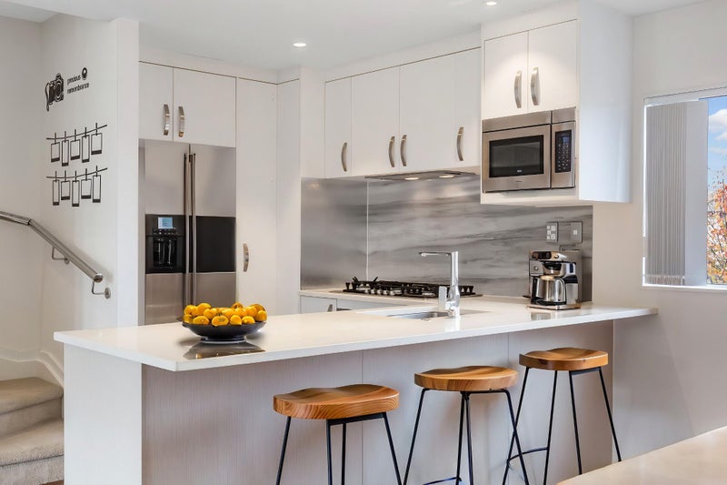 73 Bordeaux Parade, Te Atatu South, Waitakere City, Auckland - Carousel 1