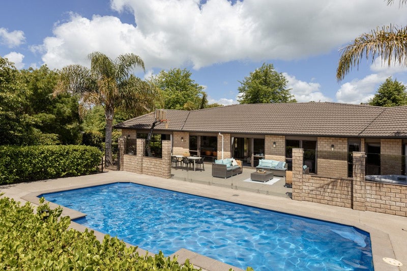 70 Phillips Drive, Tauranga - Carousel 1