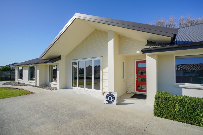 85 Gimblett Street, Waikiwi, Invercargill - Carousel 1