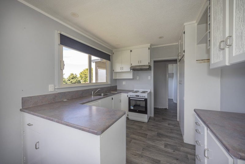 8 Charles Street, Weston, Oamaru - Carousel 2