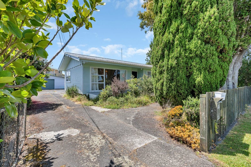 25 Kokich Crescent, Onerahi, Whangarei - Carousel 1