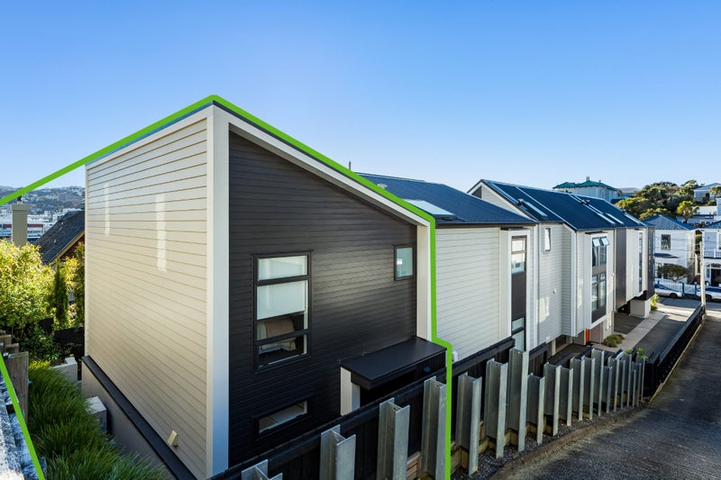 4F Armour Avenue, Mount Victoria, Wellington - Carousel 1