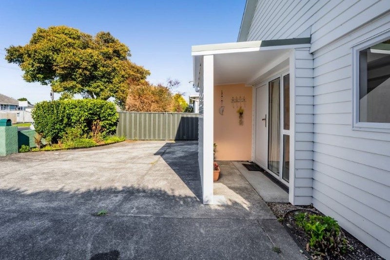 46 Lismore Street, Merrilands, New Plymouth, Taranaki - Carousel 2