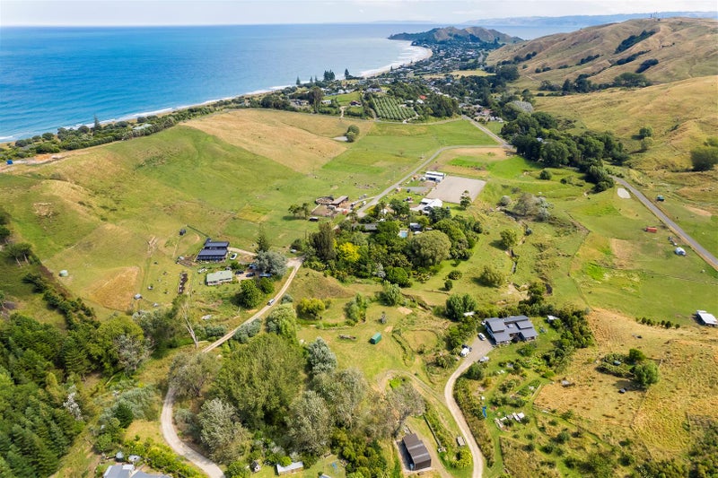 47 Scarlys Way, Okitu, Gisborne - Carousel 2