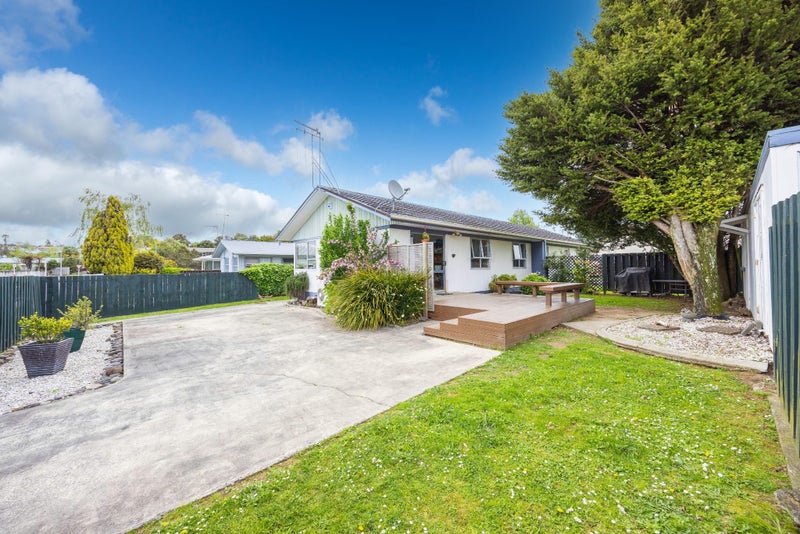 7 Maple Avenue, Dinsdale, Hamilton - Carousel 1