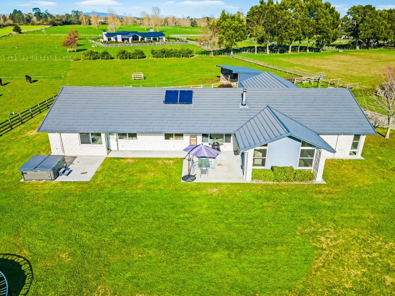19B Lissette Road, Newstead, Hamilton - Carousel 2