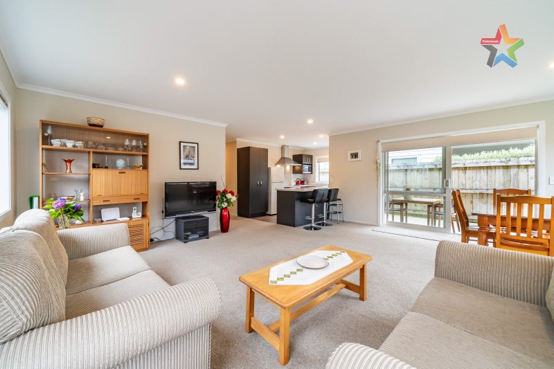 11 Te Toru Street, Taita, Lower Hutt - Carousel 2