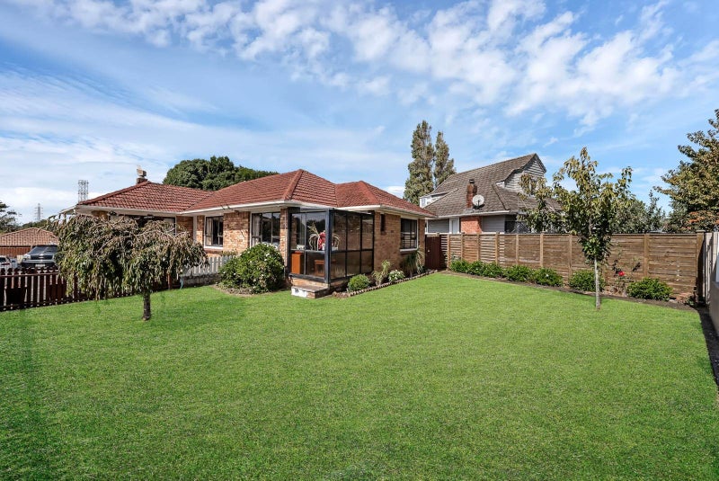 23 Cornwall Road, Papatoetoe, Manukau City, Auckland - Carousel 1