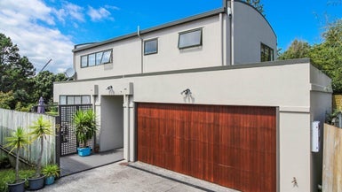 22B Bollard Avenue, New Windsor, Auckland - Carousel 1