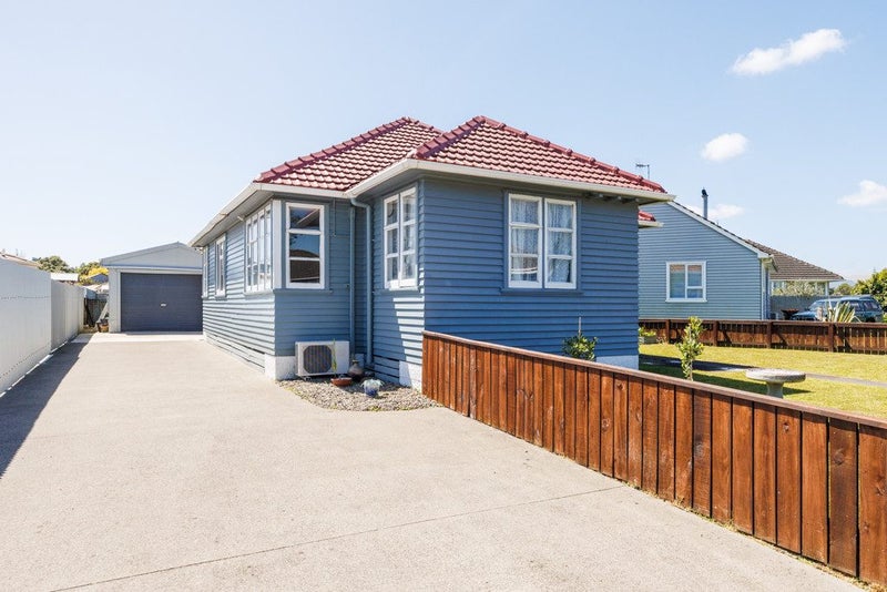 15 Upham Terrace, Roslyn, Palmerston North - Carousel 1
