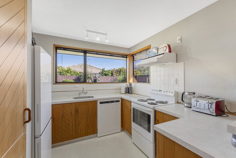 2/21 Ben Nevis Drive, Broomfield, Christchurch - Carousel 2