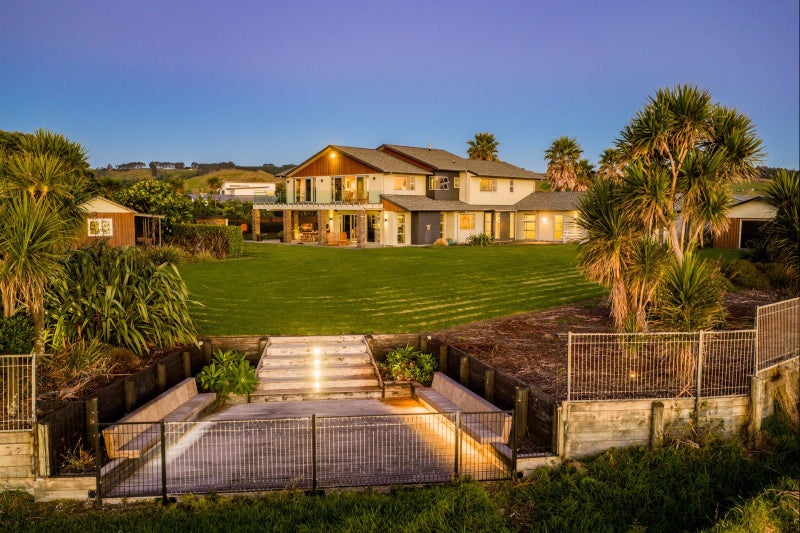 153 Waitoetoe Road, Mimi, Urenui - Carousel 50