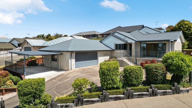 16 Highbury Place, Nawton, Hamilton - Carousel 1