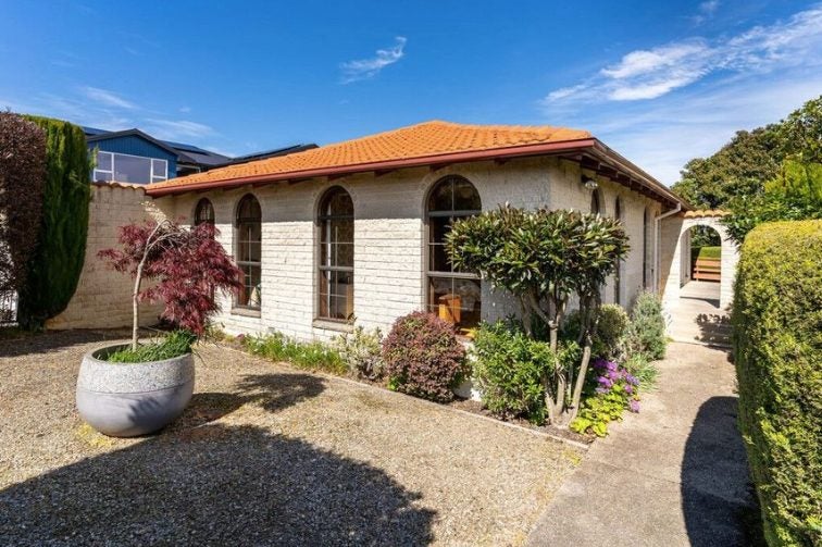 240 Larnach Road, Waverley, Dunedin - Carousel 2