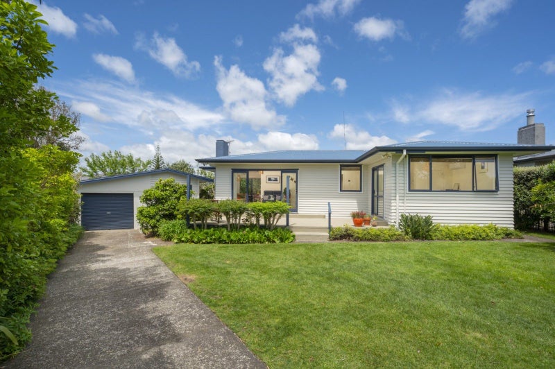10 Seaforth Grove, Greerton, Tauranga - Carousel 1