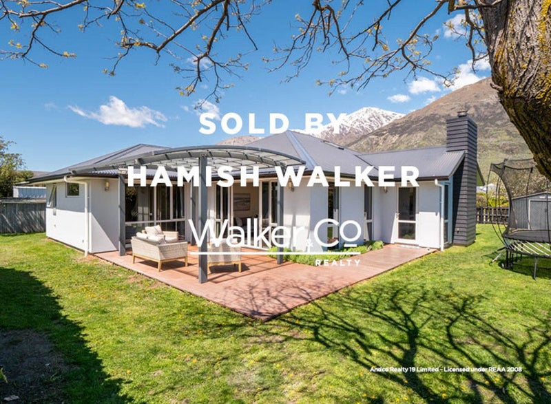 67 Howards Drive, Lake Hayes, Queenstown - Carousel 1