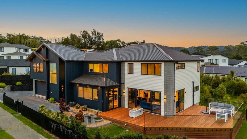 6 Wheki Place, Swanson, Waitakere City, Auckland - Carousel 1