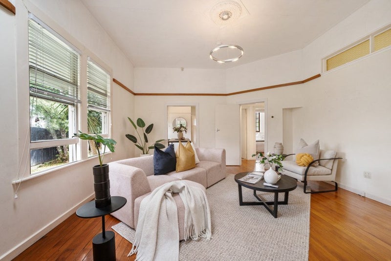 17 Awaroa Road, Sunnyvale, Auckland - Carousel 2