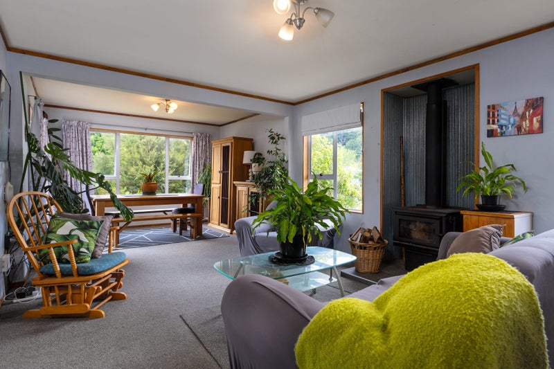 147 Waikawa Road, Picton, Picton - Carousel 1