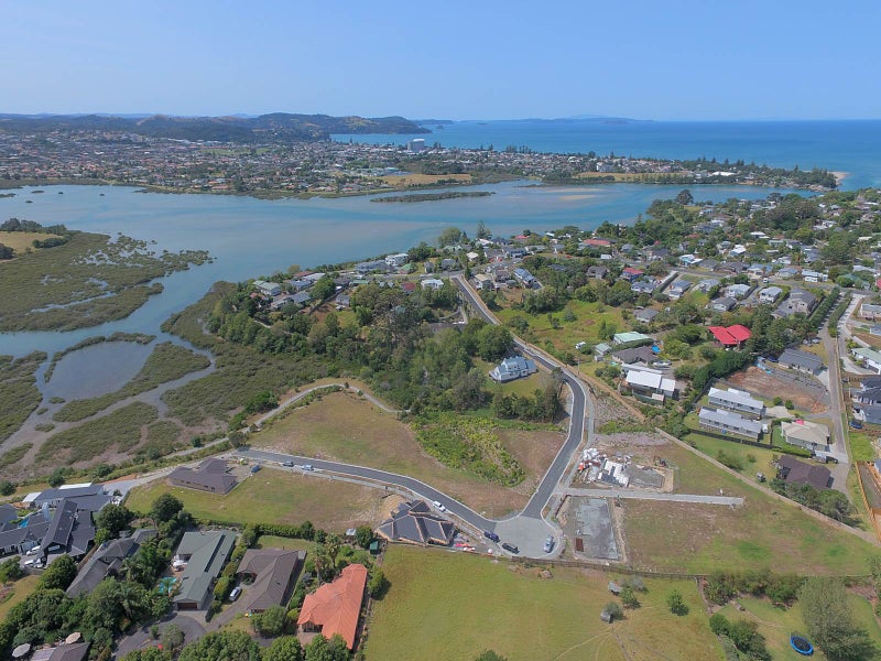 5 Odlin Lane, Red Beach, Red Beach - Carousel 26