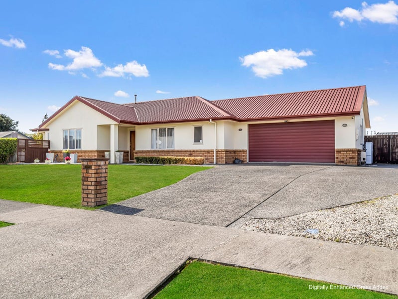 19 Branigan Parade, Kelvin Grove, Palmerston North - Carousel 1