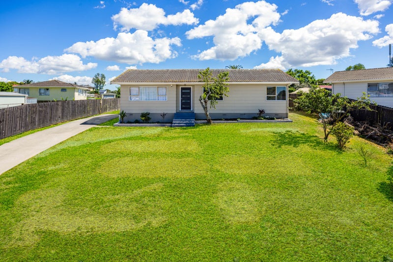 131 Wordsworth Road, Manurewa, Auckland - Carousel 1