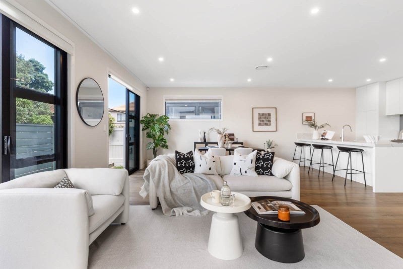 26B Fernleigh Avenue, Royal Oak, Auckland - Carousel 2