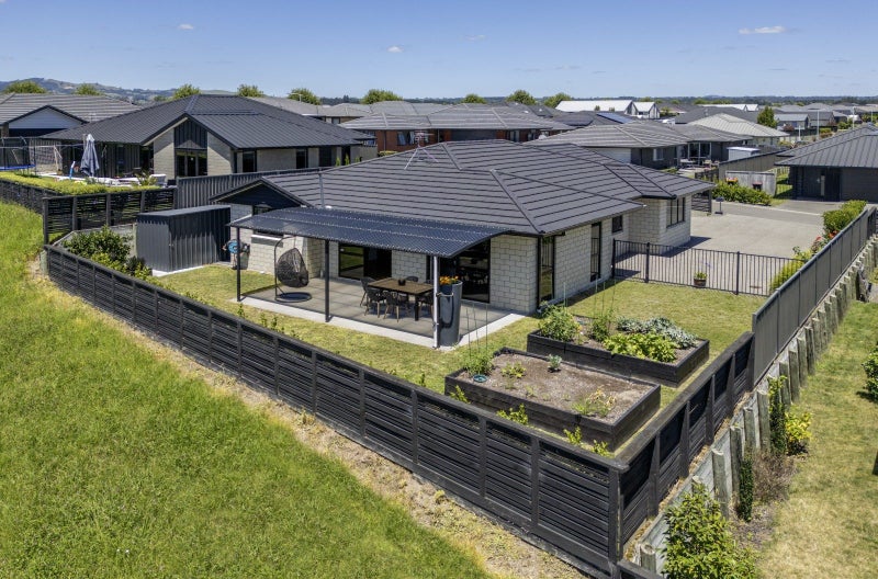 3 Beggs Lane, Pyes Pa, Tauranga - Carousel 1