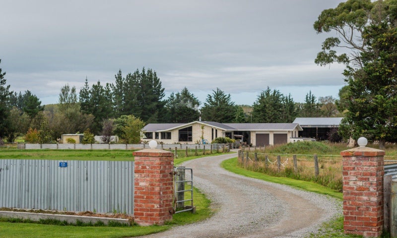 131 Station Road, Temuka - Carousel 1