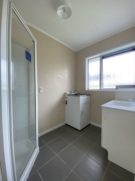 15B Clarke Road, Onehunga, Auckland - Carousel 9