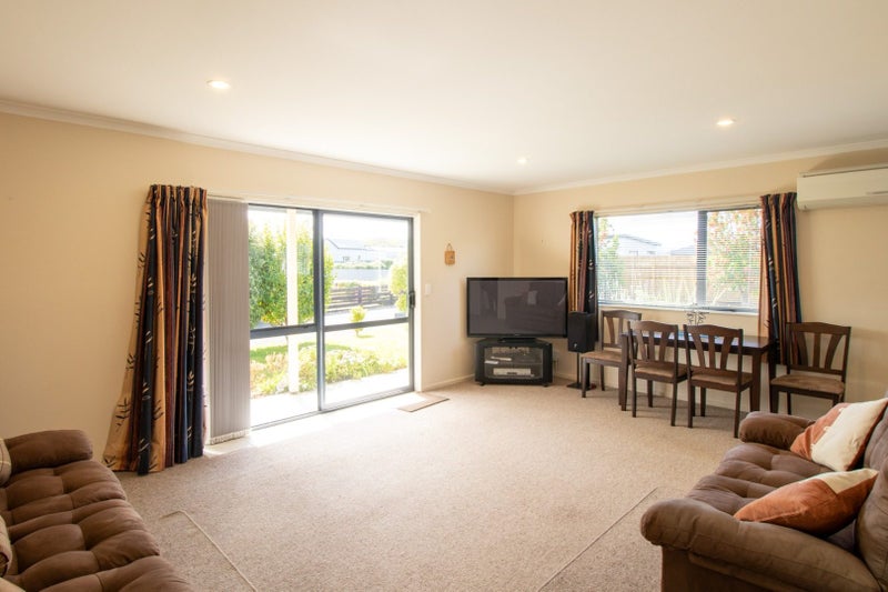 22 John Street, Riverton - Carousel 1