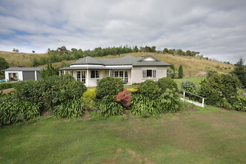 67 Sandon Road, Feilding, Feilding - Carousel 1
