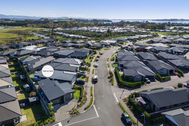 35 Sentinel Avenue, Omokoroa - Carousel 24