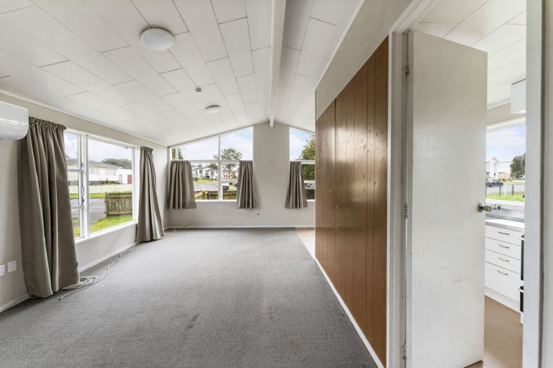 134 Mahia Road, Wattle Downs, Auckland - Carousel 2