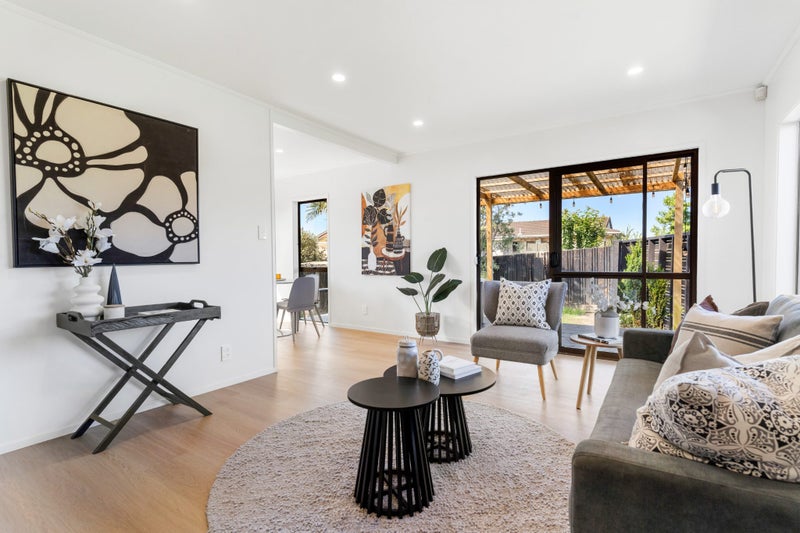 1/10 Catkin Crescent, Papatoetoe, Auckland - Carousel 2