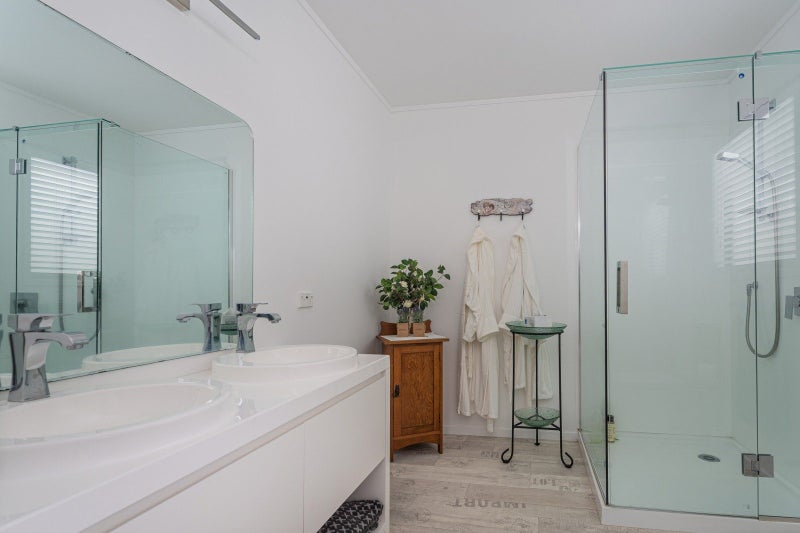 32 Julian Road, Onemana, Whangamata - Carousel 35