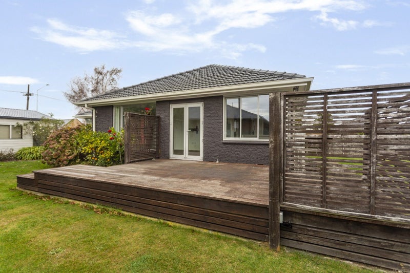 24 Steadman Road, Broomfield, Christchurch - Carousel 2
