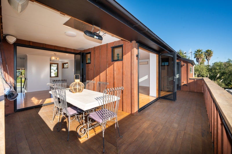 43 Te Mata Road, Havelock North, Havelock North - Carousel 1