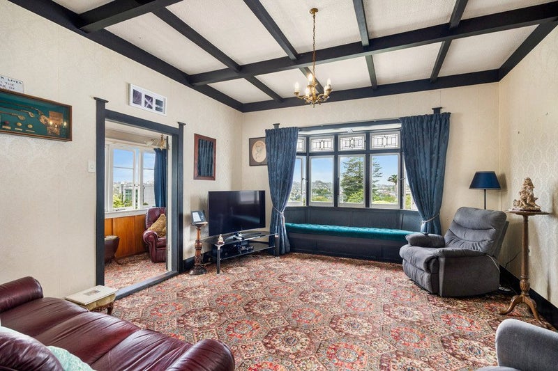 5 Ruarangi Road, Mount Albert, Auckland - Carousel 2