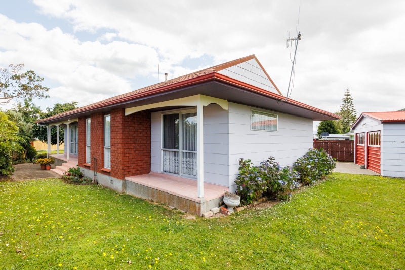 44 Hillcrest Drive, Kelvin Grove, Palmerston North - Carousel 15